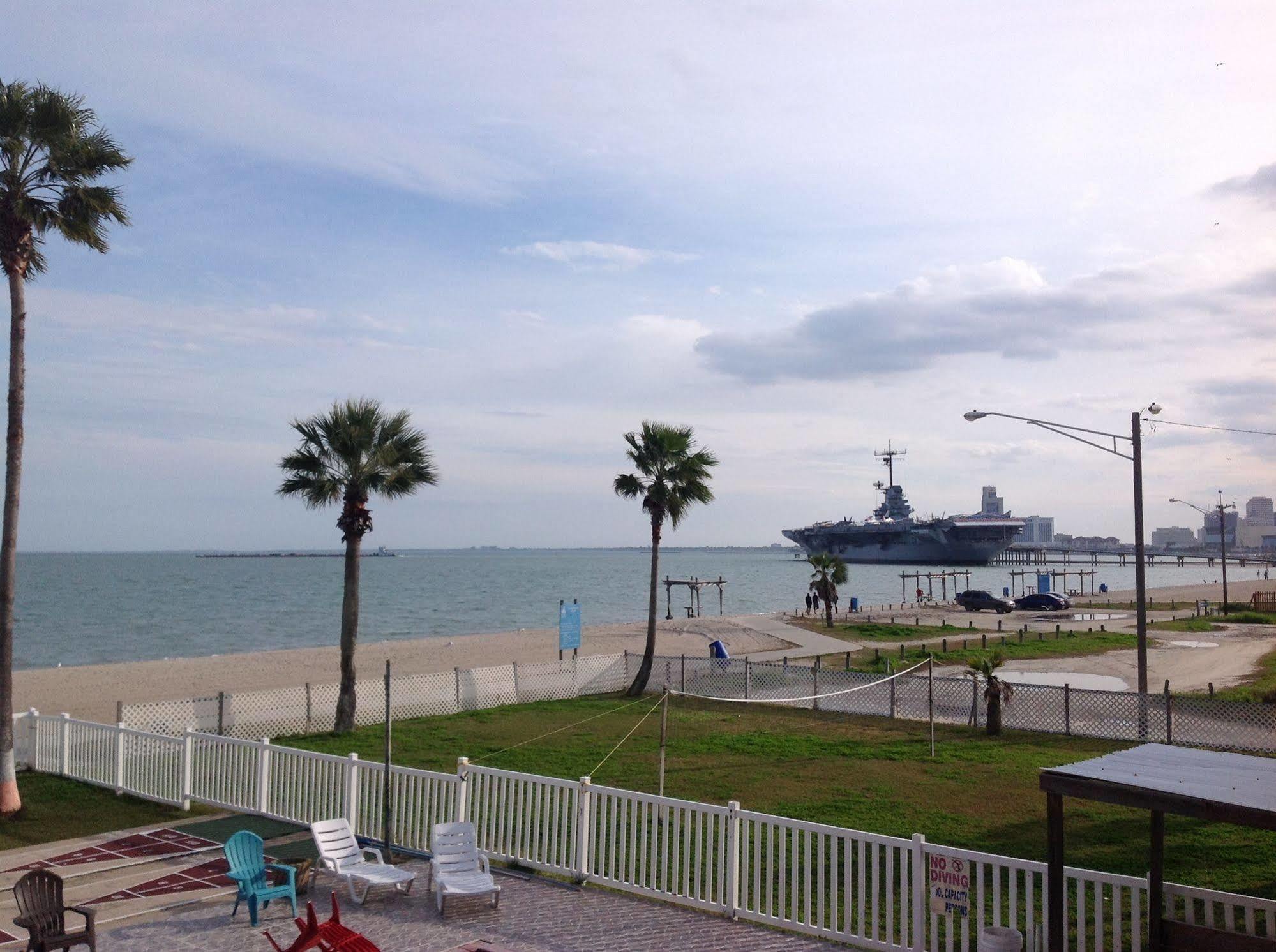 Sea Shell Inn On The Beach Корпъс Кристи Екстериор снимка